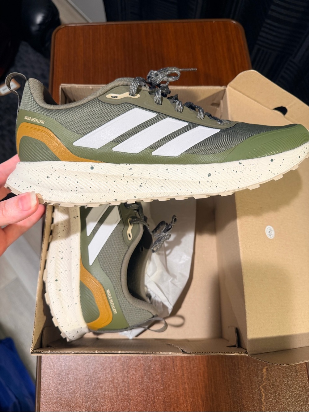 Adidas Womens 11 Olive Green Trail Runner Sneakers